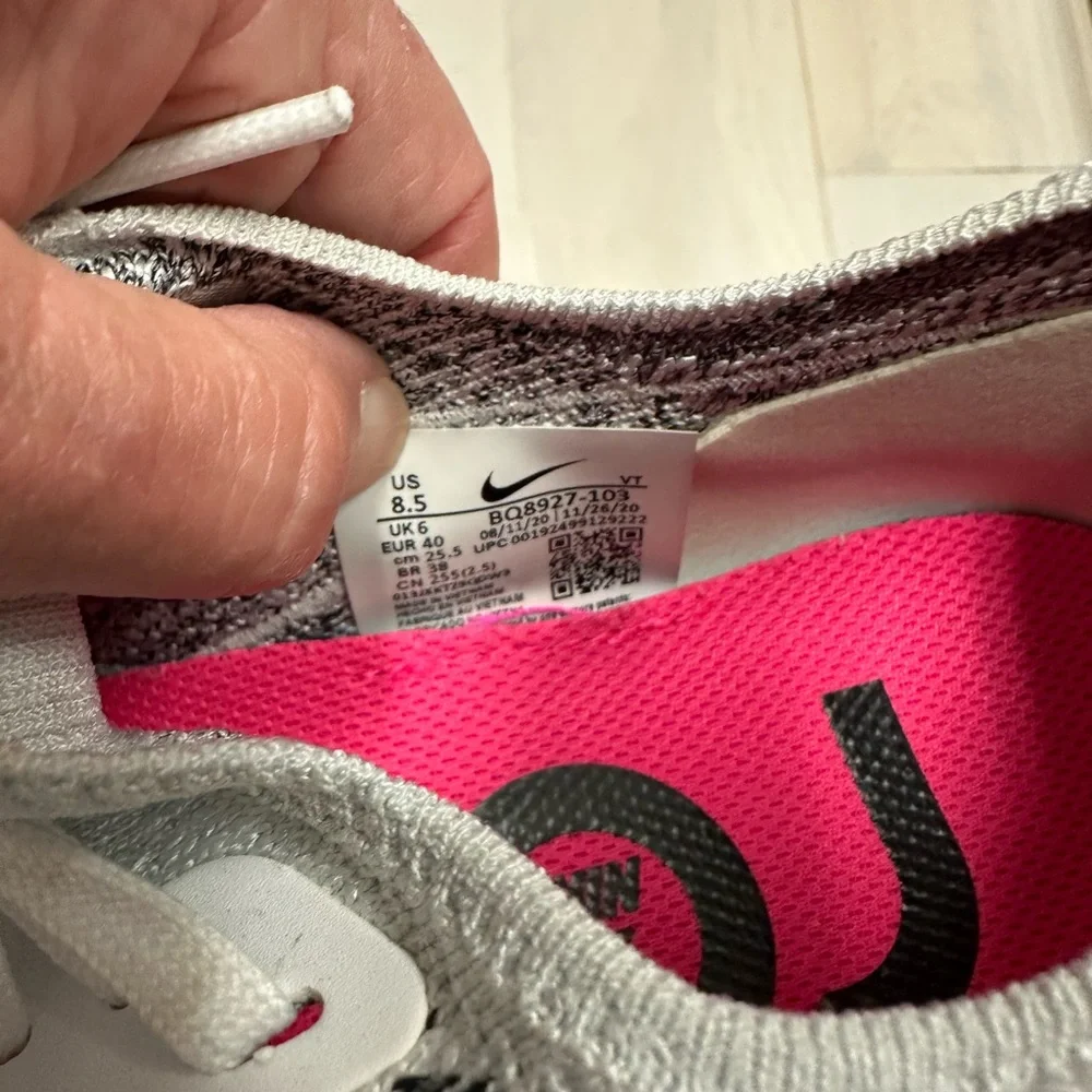 Nike Women's Gray and Pink Sneakers - Picture 4 of 4